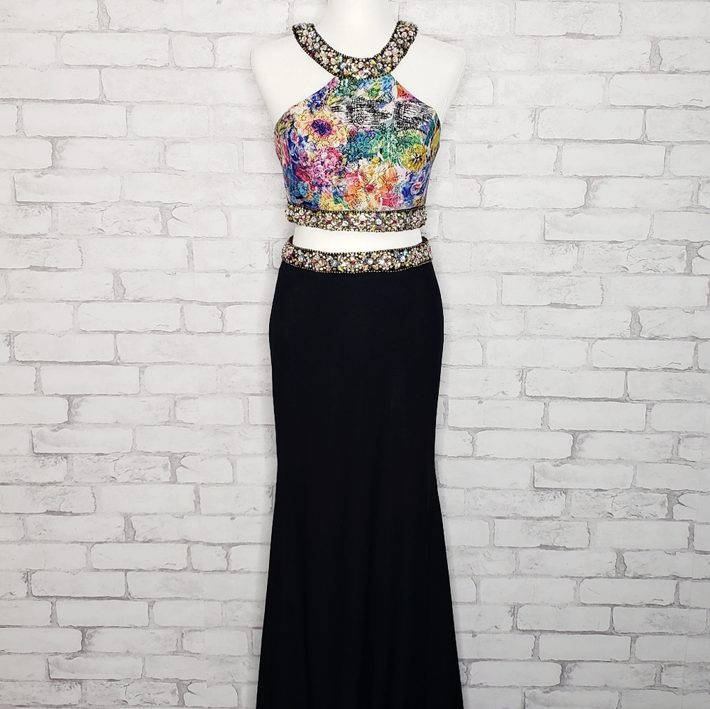 Dave and Johnny Two Piece Prom Dress Size 3/4